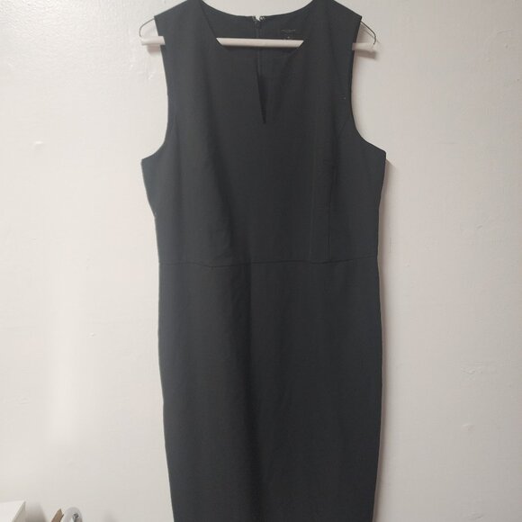 Ann Taylor Factory Vneck black sleeveless sheath dress 16 Business Career - Picture 1 of 8